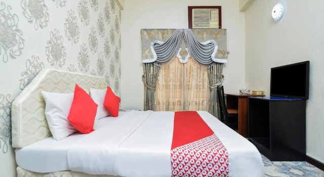 Lapaz Hotel by OYO Rooms