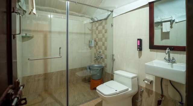 Тент с балконом Nirvana Eco & Agro Resort