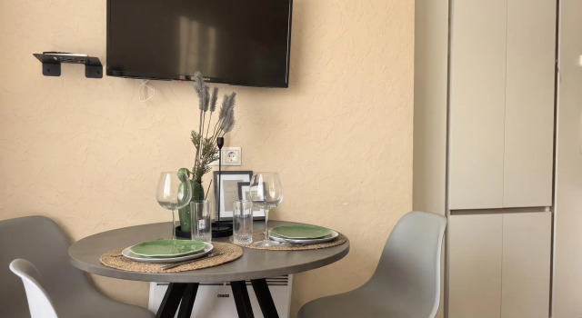 Luxury duplex apartments near Kurskaya metro station, Book Apartment Moscow Russia