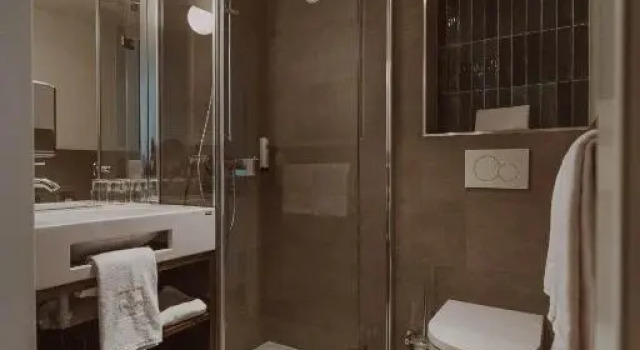Номер Economy Burghotel Schlaining