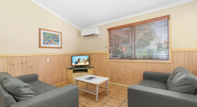 Семейная вилла Classic с 3 комнатами Ashmore Palms Holiday Village