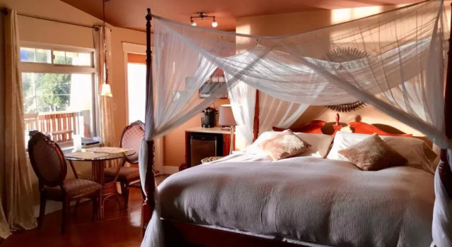 Номер Deluxe The Tuwanek Bed and Breakfast