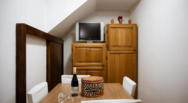 Коттедж с 3 комнатами La Grua House