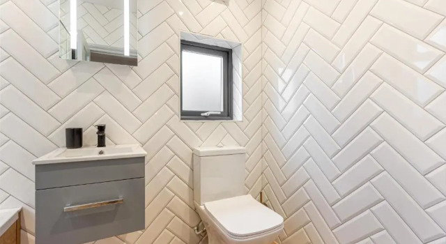 Коттедж 2 Bedroom House- Hereford City Centre with Parking