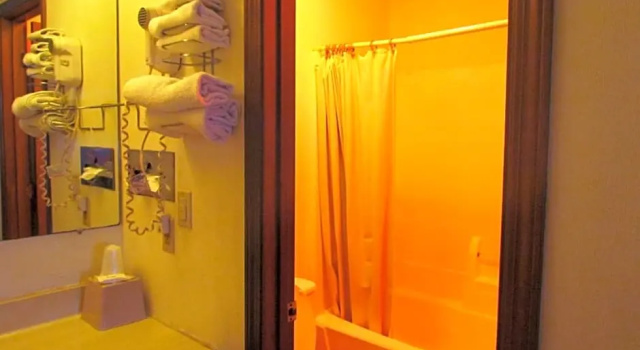 Двухместный люкс Travel Inn & Suites