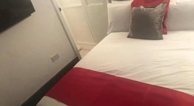 Kirubash Central Pier Hotel