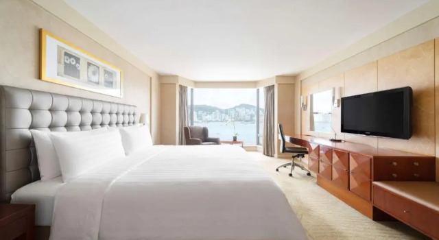 Двухместный номер Horizon Club с видом на гавань Kowloon Shangri-La, Hong Kong