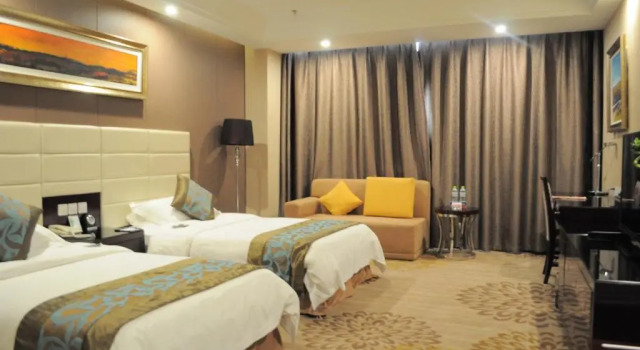 Standardowy dwuosobowy pokój Ramada Linyi North