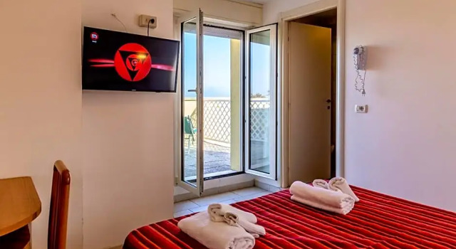 Номер Standard Hotel Beverly