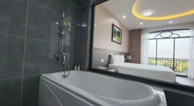 Номер Deluxe Lotus Hotel Ninh Bình