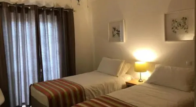 Praia d'el Rey, Book Hotel Hoteller i Amoreira med parkering, Parkering
