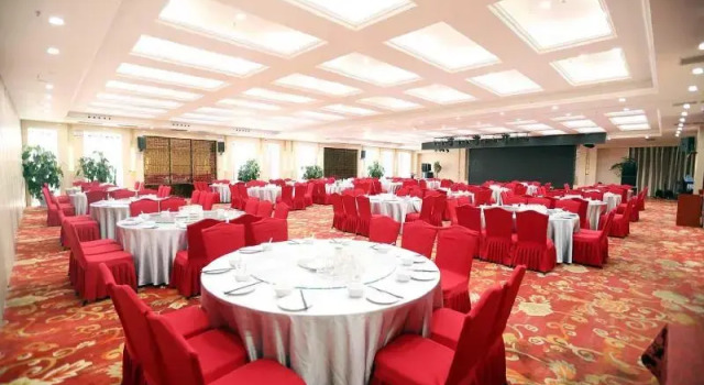 Madison Lanzhou Lanshi Zhongchuan Airport, Book Hotel Lanzhou Gansu