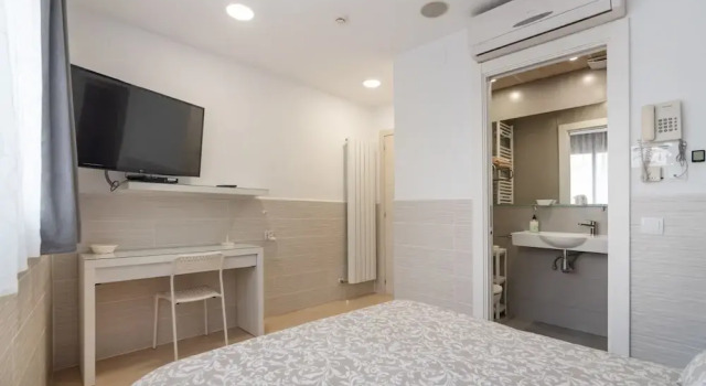 Двухместный номер Comfort Hostal House