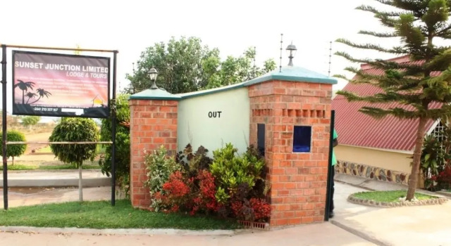 Sunset Junction Lodges & Tours