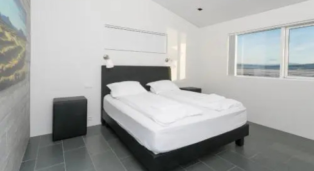 Luxury Villa with River View, Réserver Villa Laugaras 
