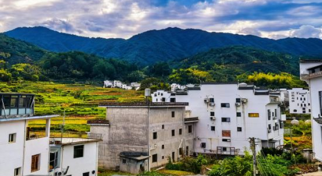 Wuyuan Heshi Homestay (Huangling Scenic Area), Prenota Hotel Shangrao Jiangxi