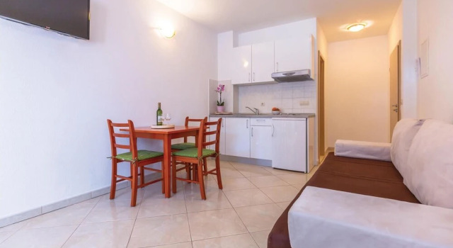 Stunning Home in Baska Voda With Wifi and 0 Bedrooms, Забронировать Отель Башка-Вода Макарска Ривьера