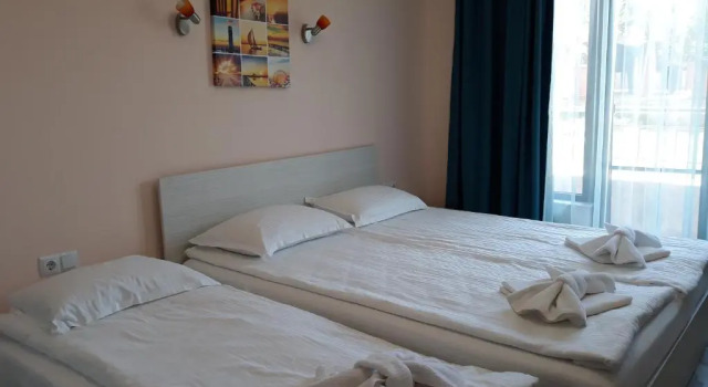 Студия с видом на сад La Mer Apartments