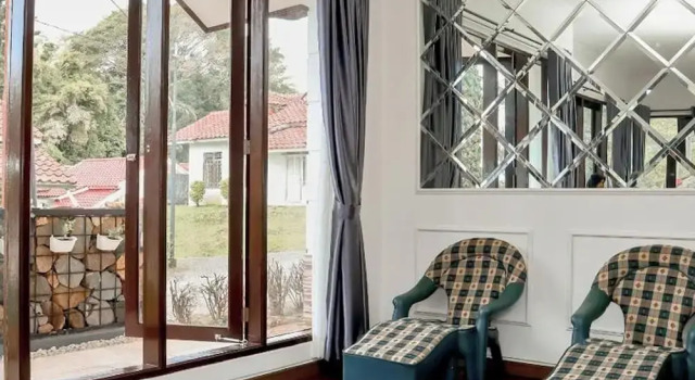 Villa Sierra by Semusim Villa