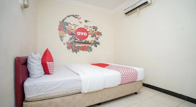 Hotel Central By OYO Rooms, Rezerwuj Hotel Palembang Sumatra
