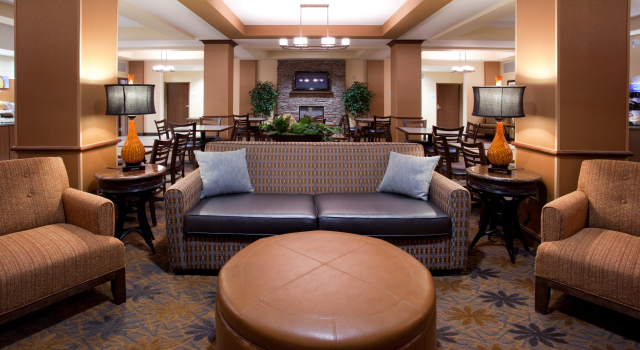 Holiday Inn Express Hotel & Suites LAMAR by IHG