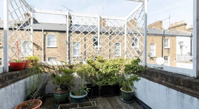 4 Bedroom Flat 4 min Walk From Hammersmith Tube, Забронировать Отель Отели Англии 3 звезды, 3*