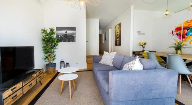 Апартаменты ALTIDO Bairro Alto 2-BR Apartment with Large Terrace