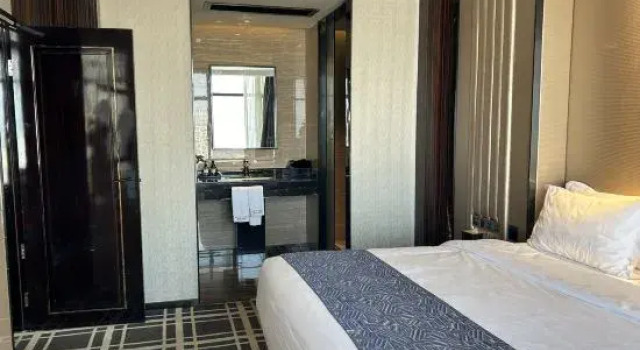 Люкс ROYGEM Hotel (Jianshe Middle Road, Miluo)