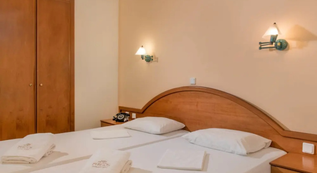 Номер Superior Pyrgos Hotel
