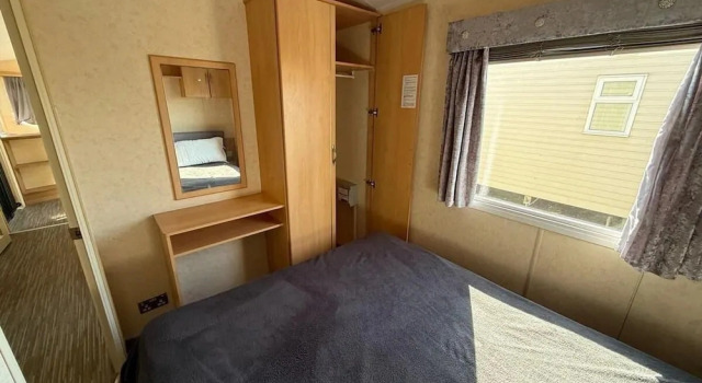 Seaside Caravan Sleeps 5 - Decking, Parking, Pets