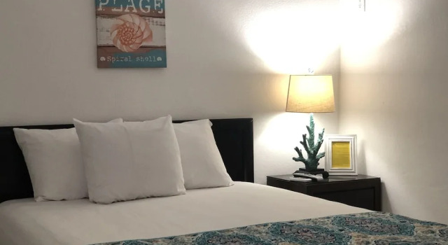 Семейные апартаменты с 2 комнатами с красивым видом из окна The Beach Guesthouse