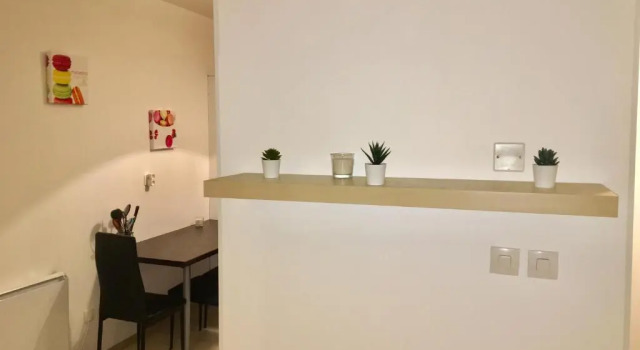 Proche de Walibi,Appartement 4 personnes tout confort au calme, Prenota Appartamento Hotel a Alvernia con parcheggio, Parcheggio
