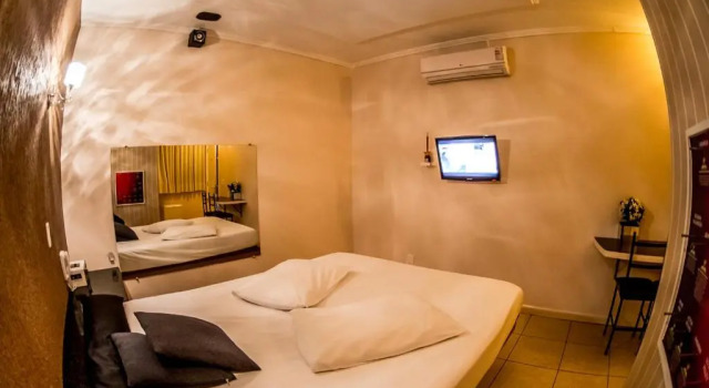 Hotel e Motel Paradiso - Passo Fundo-RS, Забронировать Мотель Пасу-Фунду Риу-Гранди-ду-Сул