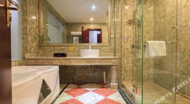 Люкс Business Jiaxin International Hotel