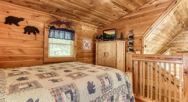 Mystic Mountain - Great Location! Close To All The Action! 2 Bedroom Cabin by RedAwning