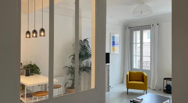 Agréable et confortable 2 pièces au cœur de Toulon, Забронировать Отель Отели и гостиницы Тулона, рядом с Galerie Michel Estades, Отель