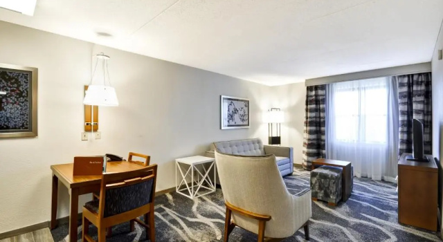 Двухместный люкс Homewood Suites by Hilton Boston-Peabody