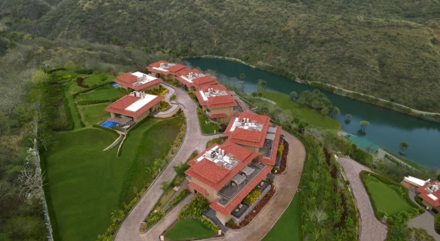 Mementos By ITC Hotels Ekaaya Udaipur, Забронировать Отель Отели штата Раджастхана с бассейном, Бассейн