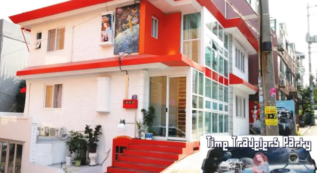 Кровать в общем номере (женский номер) Time Travelers Party Hostel In Hongdae