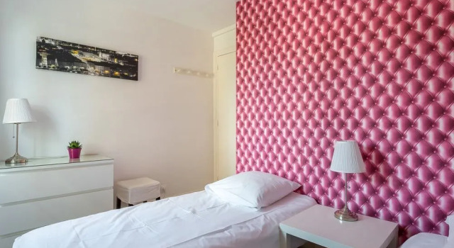 Le Barodet 1, Rezerwuj Hotel Lyon Rhône, w pobliżu Cuire Metro Station