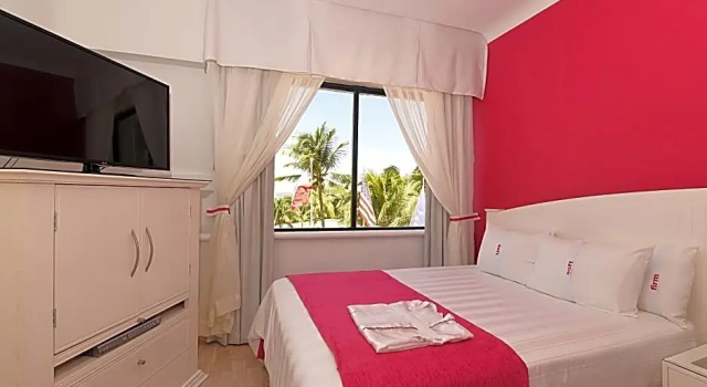 Номер Deluxe Bel Air Collection and Spa Cancun Resort