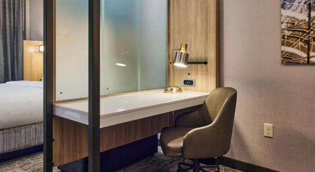 Люкс SpringHill Suites by Marriott Medford Airport