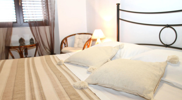 Cuscino e Cappuccino B&B, Забронировать Отель «постель и завтрак» Альгеро Sardinia North, рядом с St. Francis Church Alghero