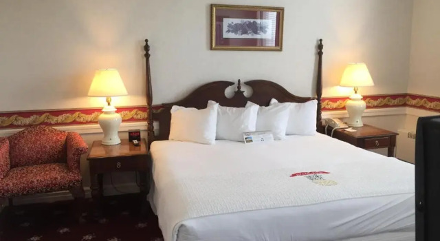 Номер Standard Perry Hotel