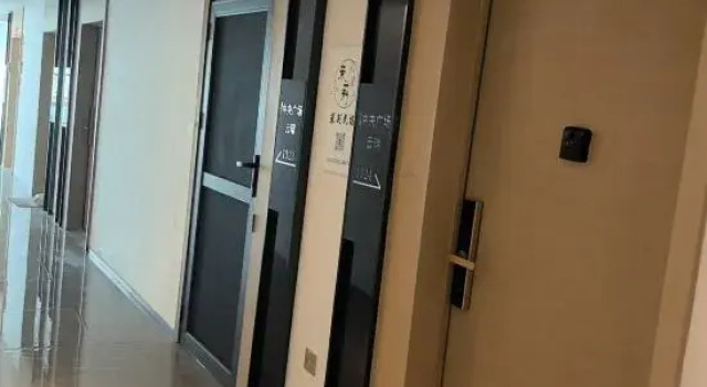 Moli Homestay, Rezerwuj Hotel Hotele w Kunming z parkingiem, Parking