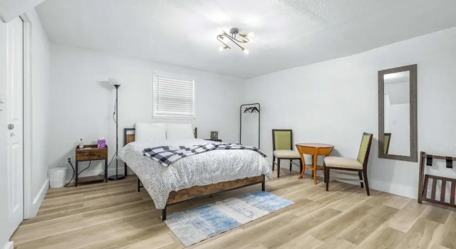 La Casita Stay for 6 Guests, Rezerwuj Hotel Hotele w Tampa z parkingiem, Parking
