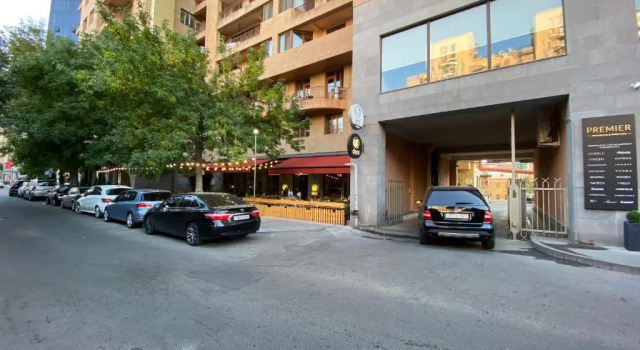 Modern apartment for rent in Buzand Street BU944, Prenota Appartamento Erevan Armenia