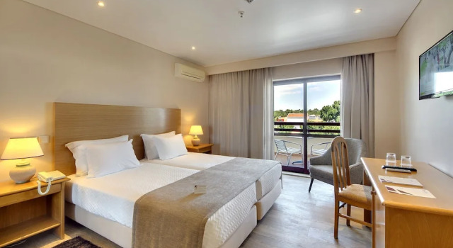 Двухместный номер Standard с балконом Hotel Alba