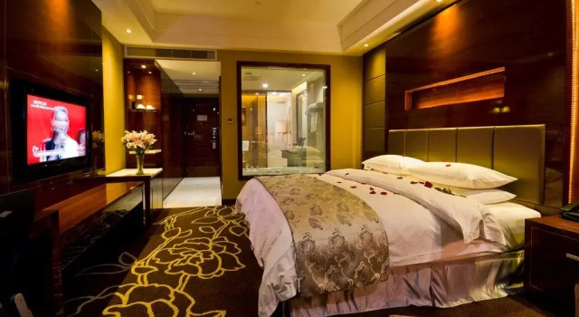 Yichang Jinshi Hotel, Prenota Hotel Yichang Hubei