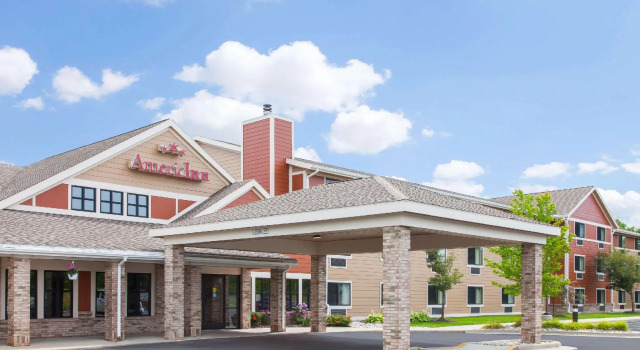 Двухместный номер Standard AmericInn by Wyndham Greenville
